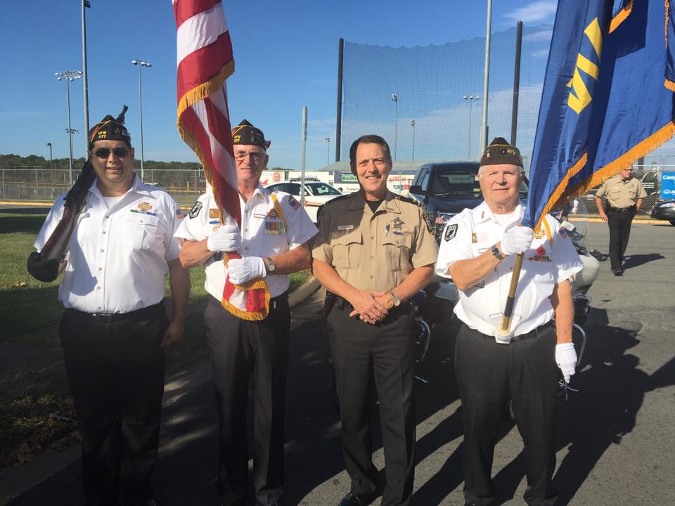Honor Guard members posing with Loudoun County Sheriff Michael Chapman